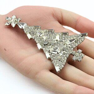Breathtaking Dominique White Crystal Rhinestones Holiday Christmas Tree Brooch